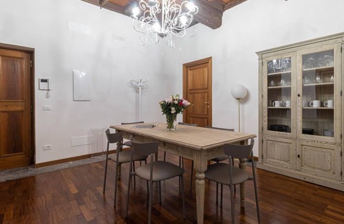 Rione III Colonna Apartment | 150 m² Apartment ∙ 4 bedrooms ∙ 10 guests