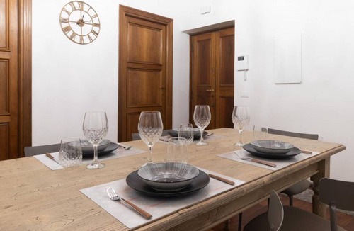 Rione III Colonna Apartment | 150 m² Apartment ∙ 4 bedrooms ∙ 10 guests