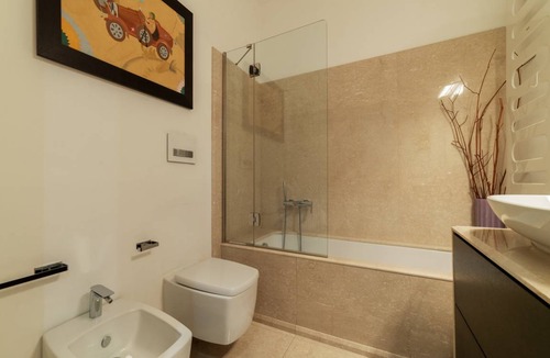 Vatican Apartment | 150 m² Apartment ∙ 3 bedrooms ∙ 5 guests