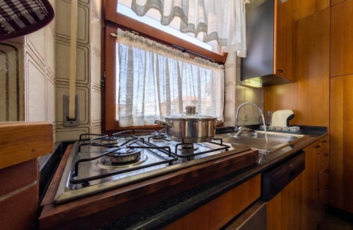 San Tommaso Tre Archi Apartment | -150m dal mare- balcone, WiFi, parcheggio, 6 posti letto