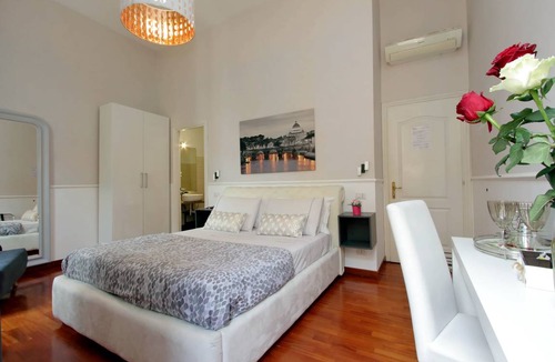 Vatican Apartment | 155 m² Apartment ∙ 4 bedrooms ∙ 9 guests