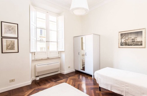 Vatican Apartment | 160 m² Apartment ∙ 4 bedrooms ∙ 7 guests