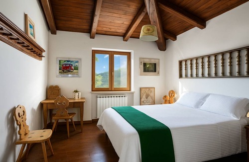 Castelraimondo Villa | 165 m² Villa ∙ 5 bedrooms ∙ 12 guests