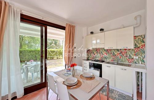 Numana Villa | 169 - Residence ADAMO ed EVA - Villetta bilocale con terrazzo, GIARDINO E CLIMA, SPIAGGIA "WHITE BEACH CLUB" E MINICLUB INCLUSI