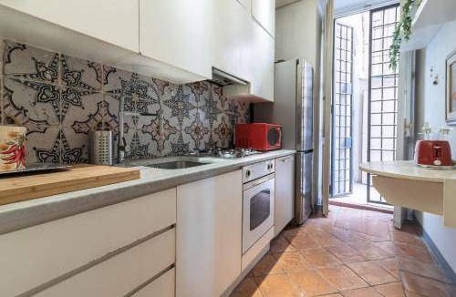 Rione VI Parione Apartment | 180 m² Apartment ∙ 2 bedrooms ∙ 12 guests