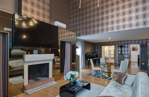 Rione II Trevi Bed & Breakfast | 180 m² Bed and breakfast ∙ 4 bedrooms ∙ 12 guests