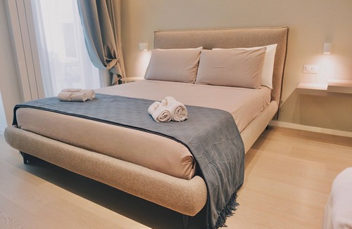 Torre a Mare Bed & Breakfast | 18zero2 Luxury Rooms