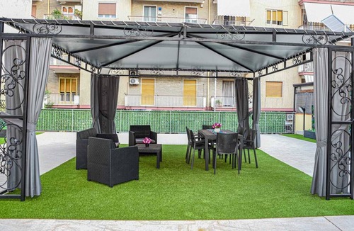 Salerno Apartment | 2-bedroom apartment in lovely Salerno with AC and comfort