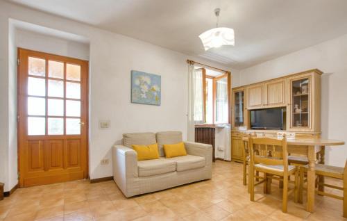 San Colombano Certenoli House | 2 Bedroom Stunning Home In San Colombano Certenol