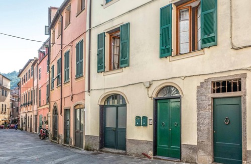 Varese Ligure Apartment | 2 bedroom lovely apartment in Varese Ligure