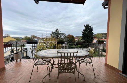Arona Apartment | 2 Bedrooms, Airco, Parking, near Lake by Kibilù Affitti Brevi