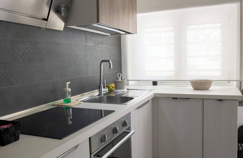 Pescara Apartment | 2 suites by the sea in the center - sleeps 4 - parking space in May and August