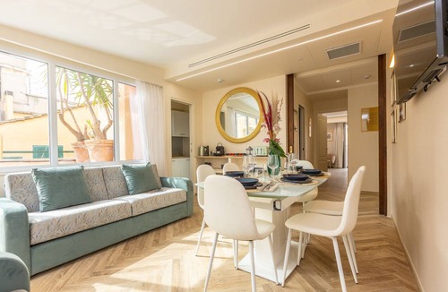 Rione II Trevi Apartment | 200 m² Apartment ∙ 4 bedrooms ∙ 9 guests