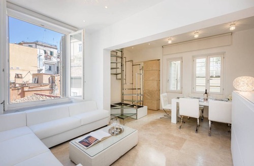 Rome City Centre Apartment | 220 m² Apartment ∙ 3 bedrooms ∙ 10 guests