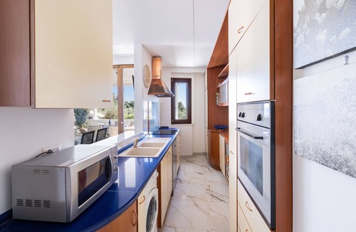 Chiesiola Apartment | 2915 A Casa di Anna by Barbarhouse