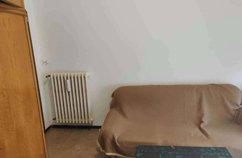 Rosora Apartment | 3 bed - Sleeps 6 - Mountain View - Parking - Pets