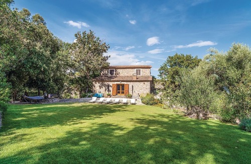 San Giovanni a Piro House | 3 bedroom accommodation in San Giovanni a Piro SA