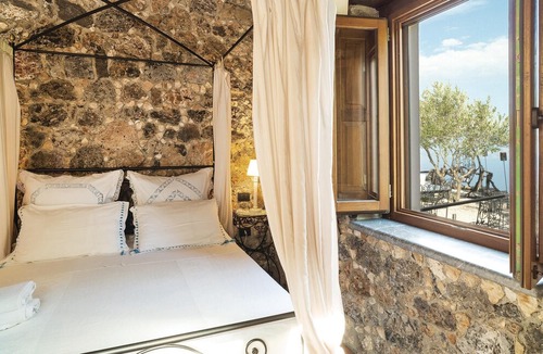 San Giovanni a Piro House | 3 bedroom accommodation in San Giovanni a Piro SA