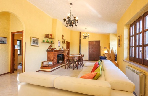 San Giovanni a Piro House | 3 bedroom accommodation in San Giovanni a Piro