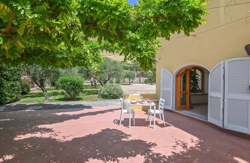 Mondragone House | 3 bedroom gorgeous home in Mondragone