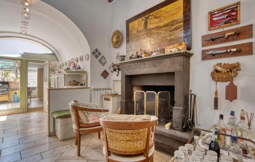 Canino Apartment | 3 Bedroom Stunning Apartment In Canino