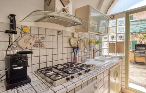 Canino Apartment | 3 Bedroom Stunning Apartment In Canino