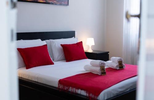 Pescara Apartment | 3 Esclusive Suite con Balconi a 2 passi dal Mare, Pescara Centro, Parcheggio Pubblico a 500m