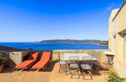 Fonte Blanda House | 300 m² House ∙ 6 bedrooms ∙ 12 guests