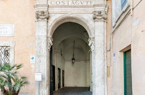 Rione XI Sant'Angelo Apartment | 300 m² Apartment ∙ 5 bedrooms ∙ 11 guests