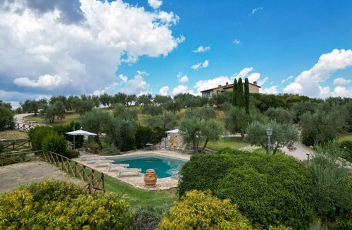 Collazzone Villa | 300 m² Villa ∙ 5 bedrooms ∙ 11 guests