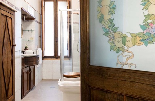 Rione VI Parione Apartment | 350 m² Apartment ∙ 4 bedrooms ∙ 8 guests