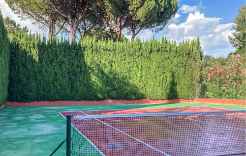 Montopoli di Sabina House | 4 Bedroom Cozy Home In Montopoli Di Sabina Ri