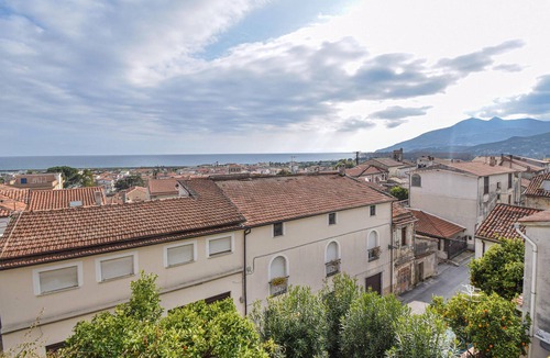 Policastro Bussentino House | 4 bedroom beach front home in Policastro Bussentino