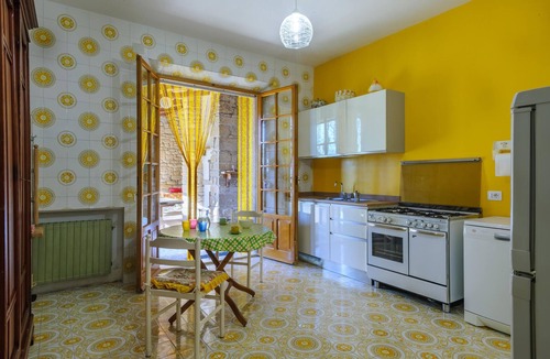 Pergola House | 4 bedroom pet friendly home in Pergola