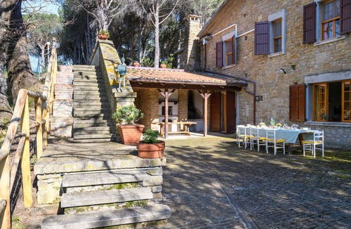 Pergola House | 4 bedroom pet friendly home in Pergola