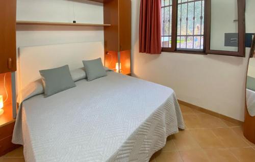 Montincello House | 5 Bedroom Amazing Home In Vieste