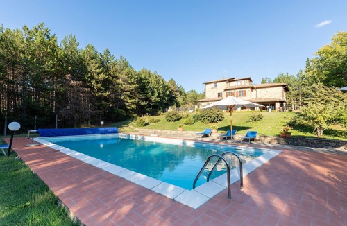 Monte Santa Maria Tiberina House | 5 bedroom accommodation in Monte S.M.Tiberina PG
