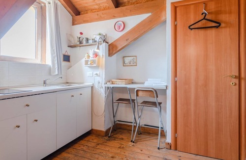 Borgo Dora Apartment | [5 min dal centro] Casa M&M, La Piccola