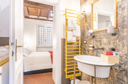 Rione VI Parione Apartment | 54 m² Apartment ∙ 2 bedrooms ∙ 4 guests