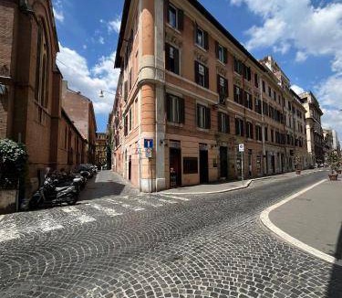 Rione IV Campo Marzio House | 55 m² House ∙ 4 guests