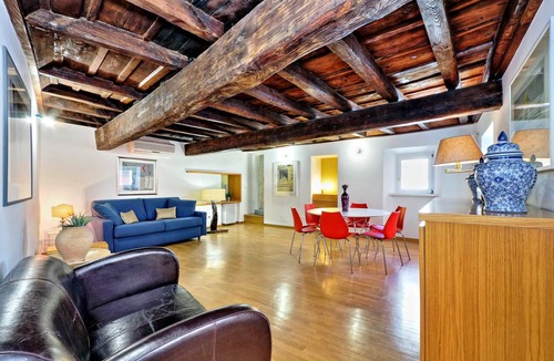 Rione VI Parione Apartment | 60 m² Apartment ∙ 1 bedroom ∙ 4 guests