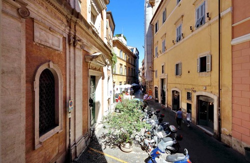 Rione VI Parione Apartment | 60 m² Apartment ∙ 1 bedroom ∙ 4 guests