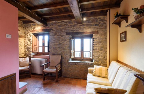 Raggiolo Apartment | 65 m² Apartment ∙ 2 bedrooms ∙ 4 guests