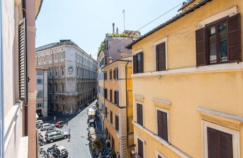 Rione VI Parione Apartment | 70 m² Apartment ∙ 2 bedrooms ∙ 5 guests