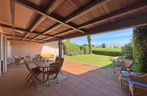 Numana Villa | 786 - Villa quadrilocale con giardino vista mare al Taunus- SPIAGGIA INCLUSA