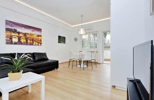 Vatican Apartment | 80 m² Apartment ∙ 2 bedrooms ∙ 6 guests