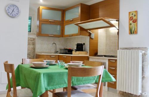 Giovinazzo Apartment | A Casa Di Giulia - Appartamento sul Lungomare - Giovinazzo