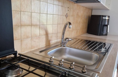 Salerno House | A Casa di Marco – With Garden and Kitchen, Just 5 Minutes from Salerno