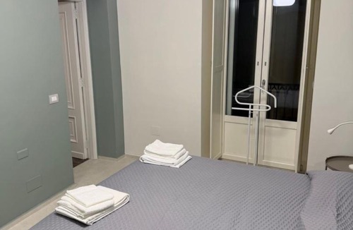 Historical Downtown Salerno Bed & Breakfast | A casa di Paola