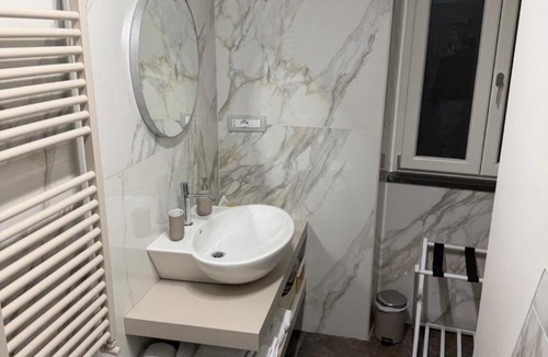 Historical Downtown Salerno Bed & Breakfast | A casa di Paola